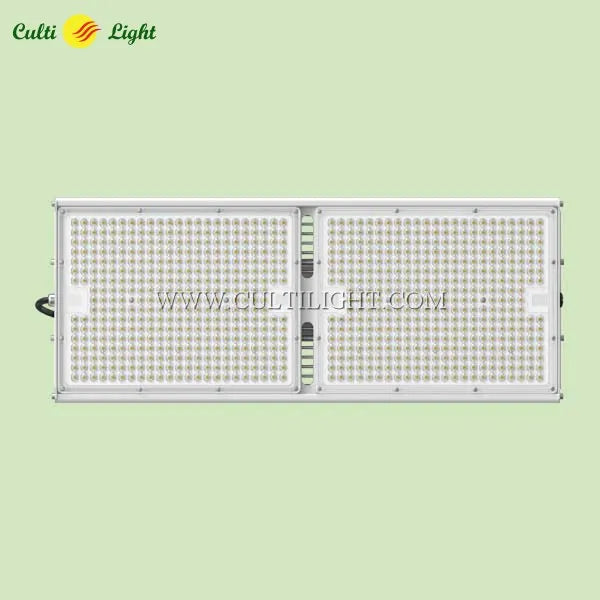Wide beam angle 105° x 135° – even light coverage for indoor horticulture